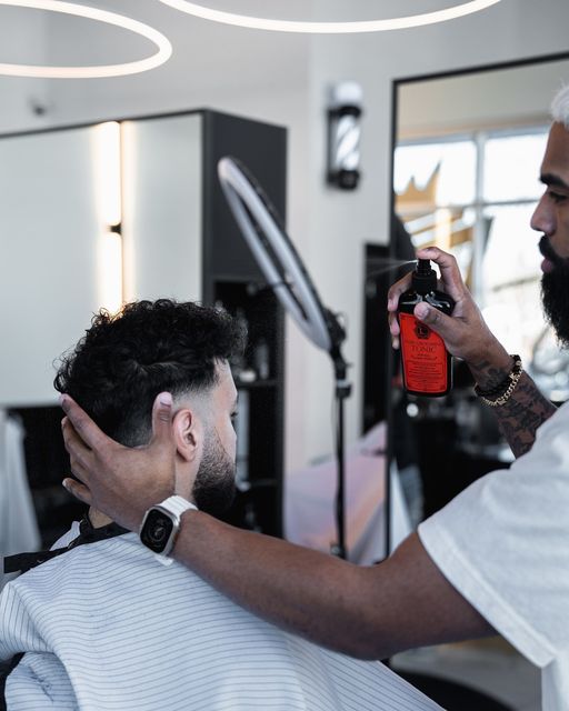 Hair Grooming for Men: 5 Essential Tips for a Flawless Look